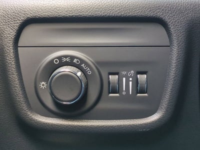 2025 Jeep Grand Cherokee GRAND CHEROKEE LAREDO X 4X2