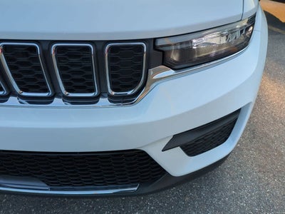 2025 Jeep Grand Cherokee GRAND CHEROKEE LAREDO 4X2