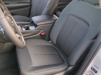 2025 Jeep Grand Cherokee GRAND CHEROKEE LAREDO 4X2