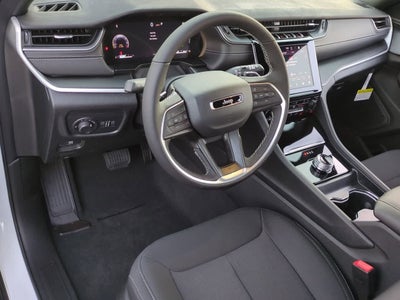 2025 Jeep Grand Cherokee GRAND CHEROKEE LAREDO X 4X2