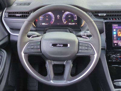 2025 Jeep Grand Cherokee GRAND CHEROKEE LAREDO X 4X2