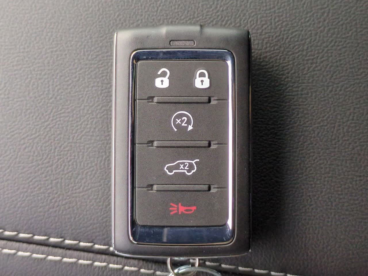 2025 Jeep Grand Cherokee GRAND CHEROKEE LAREDO X 4X2