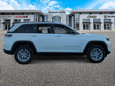 2025 Jeep Grand Cherokee GRAND CHEROKEE LAREDO X 4X2
