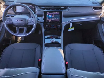 2025 Jeep Grand Cherokee GRAND CHEROKEE LAREDO 4X2