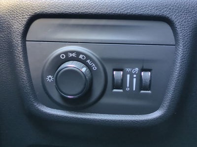 2025 Jeep Grand Cherokee GRAND CHEROKEE LAREDO 4X2