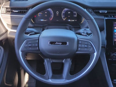 2025 Jeep Grand Cherokee GRAND CHEROKEE LAREDO 4X2