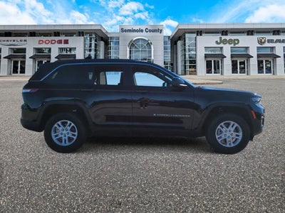 2025 Jeep Grand Cherokee GRAND CHEROKEE LAREDO 4X2