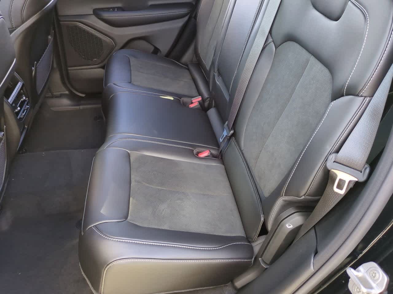 2025 Jeep Grand Cherokee GRAND CHEROKEE ALTITUDE X 4X2