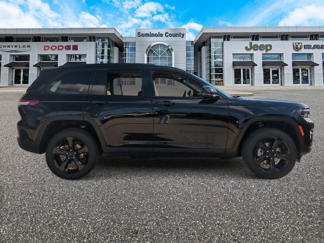 2025 Jeep Grand Cherokee GRAND CHEROKEE ALTITUDE X 4X2