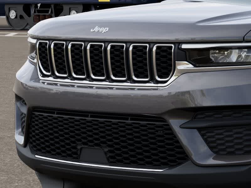 Jeep Grand Cherokee 2026 GRAND CHEROKEE LAREDO 4X2