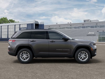Jeep Grand Cherokee 2026 GRAND CHEROKEE LAREDO 4X2