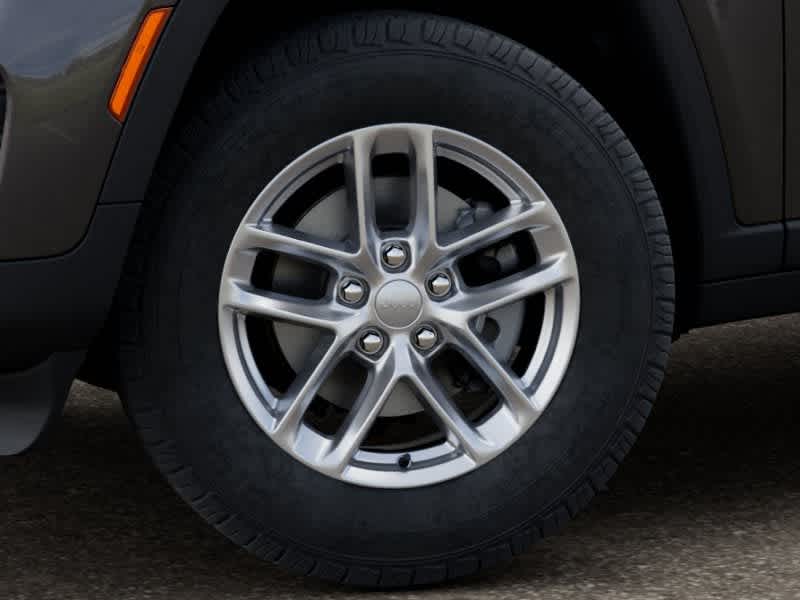 Jeep Grand Cherokee 2026 GRAND CHEROKEE LAREDO 4X2