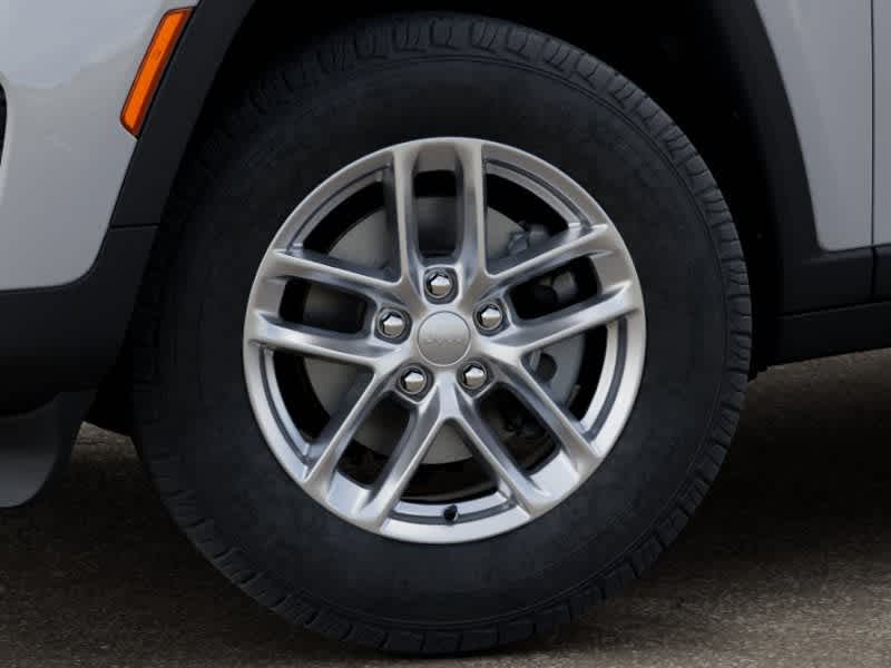 Jeep Grand Cherokee 2026 GRAND CHEROKEE LAREDO 4X2