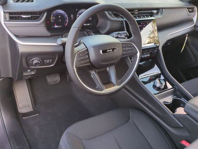 2025 Jeep Grand Cherokee GRAND CHEROKEE LAREDO X 4X2