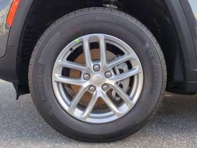 2025 Jeep Grand Cherokee GRAND CHEROKEE LAREDO X 4X2