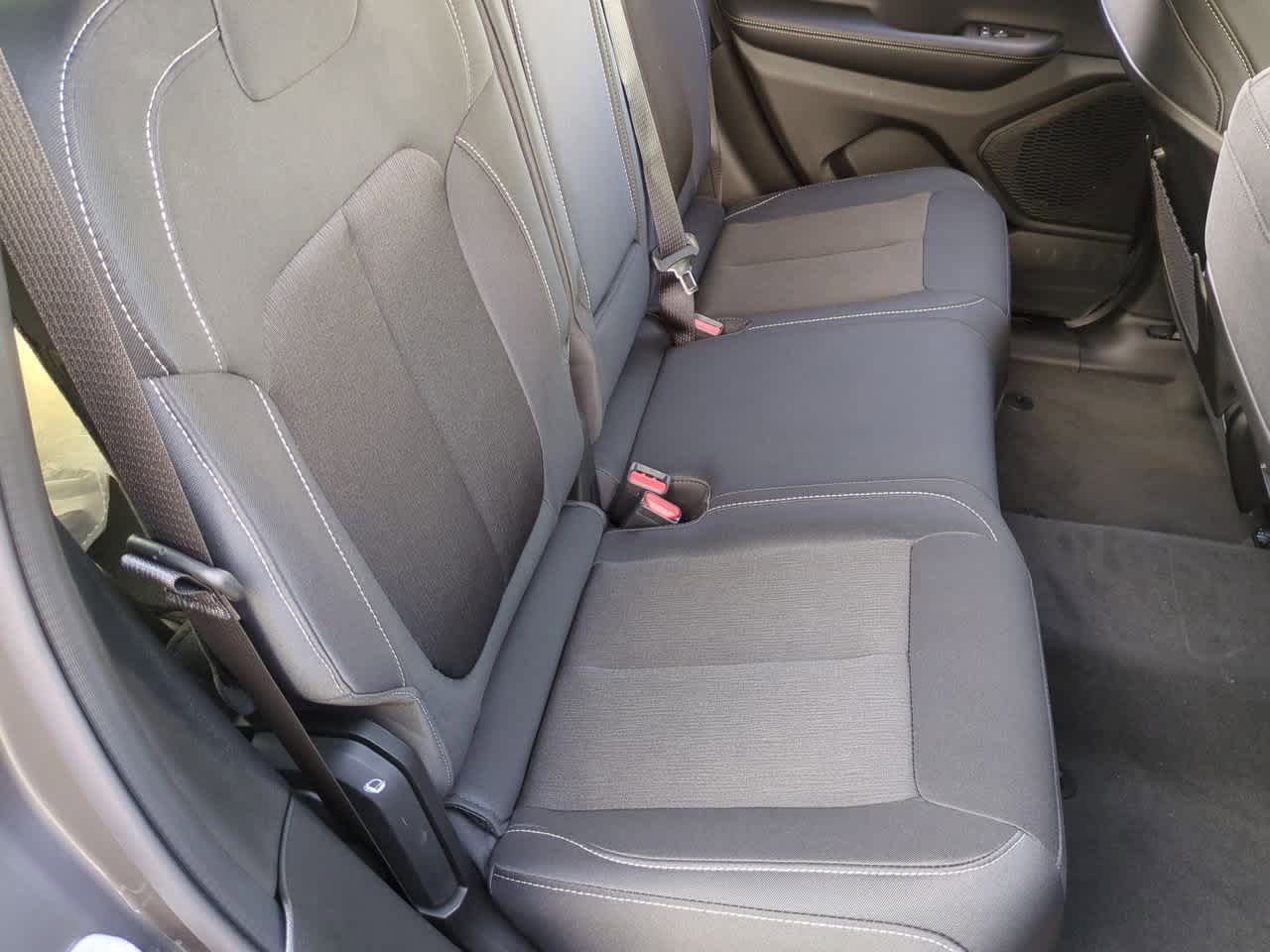 2025 Jeep Grand Cherokee GRAND CHEROKEE LAREDO X 4X2