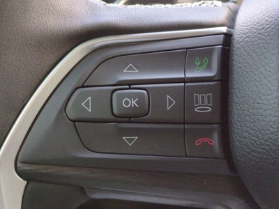 2025 Jeep Grand Cherokee GRAND CHEROKEE LAREDO X 4X2