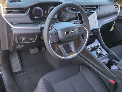 2025 Jeep Grand Cherokee GRAND CHEROKEE LAREDO X 4X2