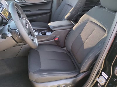 2025 Jeep Grand Cherokee GRAND CHEROKEE LAREDO X 4X2