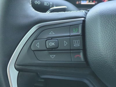 2025 Jeep Grand Cherokee GRAND CHEROKEE LAREDO X 4X2