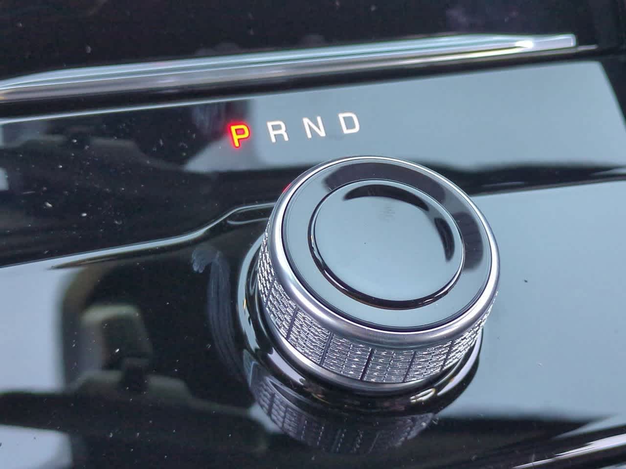 2025 Jeep Grand Cherokee GRAND CHEROKEE LAREDO 4X2