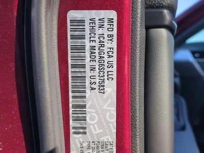 2025 Jeep Grand Cherokee GRAND CHEROKEE LAREDO 4X2