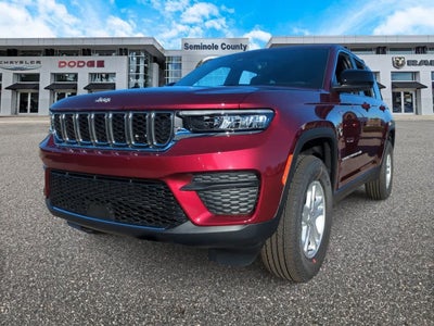 2025 Jeep Grand Cherokee GRAND CHEROKEE LAREDO 4X2