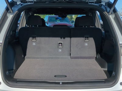 2025 Jeep Grand Cherokee GRAND CHEROKEE LAREDO 4X2