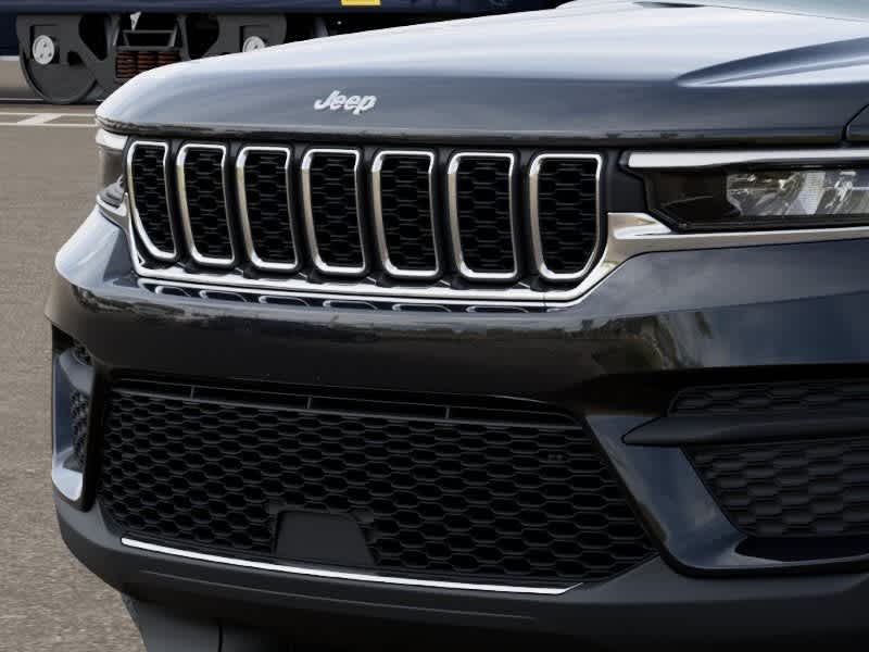 Jeep Grand Cherokee 2026 GRAND CHEROKEE LAREDO 4X2