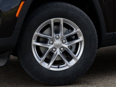 Jeep Grand Cherokee 2026 GRAND CHEROKEE LAREDO 4X2