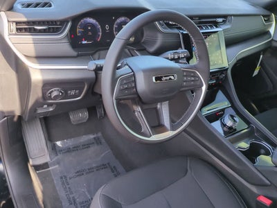 2025 Jeep Grand Cherokee GRAND CHEROKEE LAREDO X 4X2