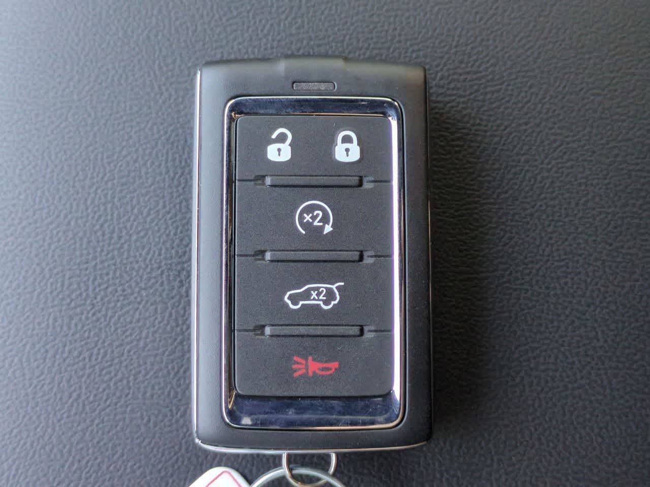 2025 Jeep Grand Cherokee GRAND CHEROKEE LAREDO X 4X2