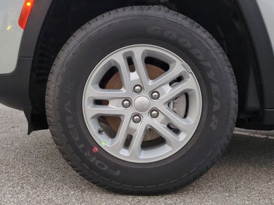 2025 Jeep Grand Cherokee GRAND CHEROKEE LAREDO 4X2