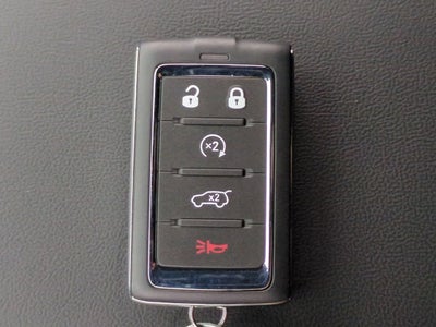 2025 Jeep Grand Cherokee GRAND CHEROKEE LAREDO 4X2