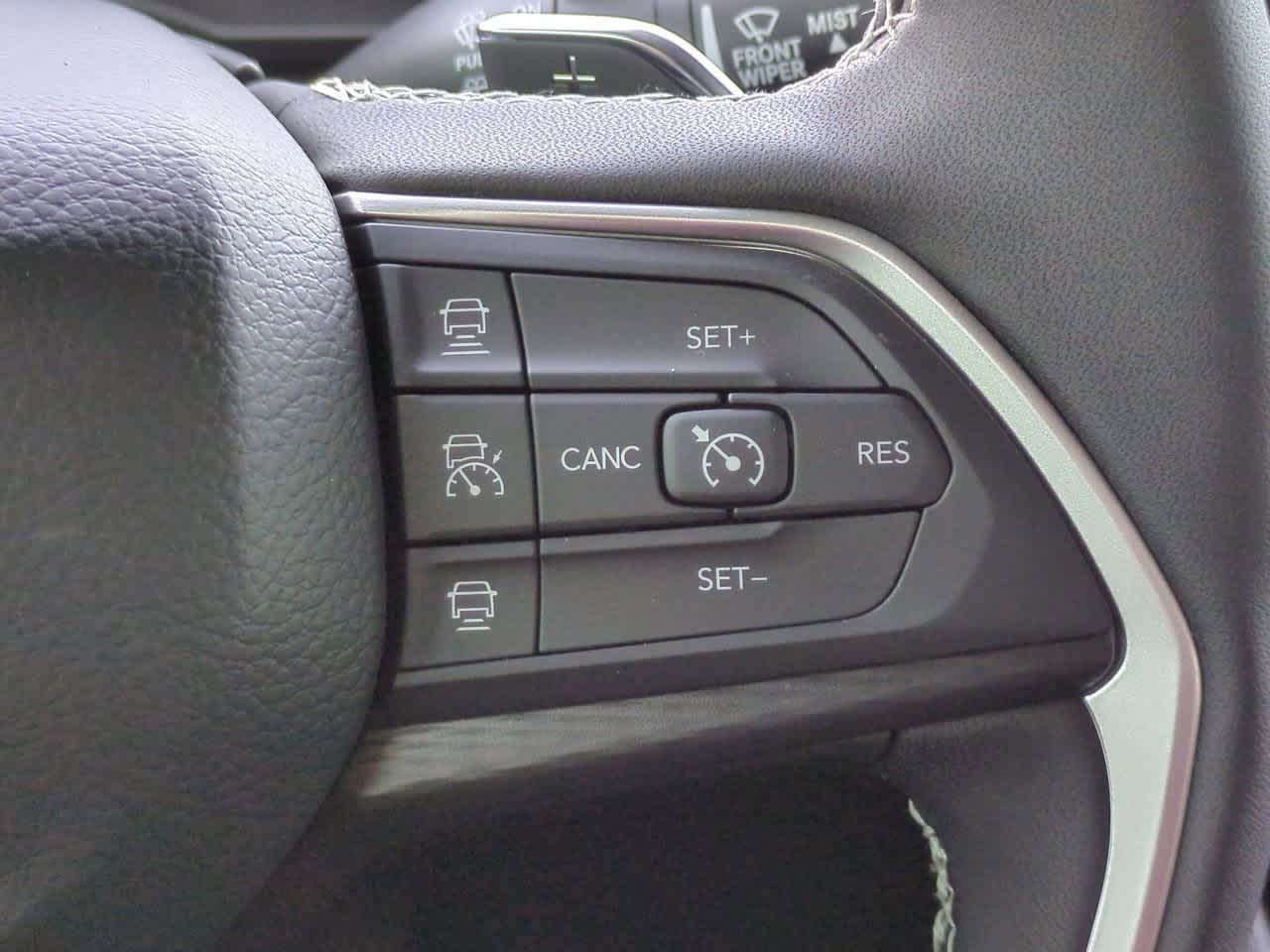 2025 Jeep Grand Cherokee GRAND CHEROKEE LAREDO X 4X2