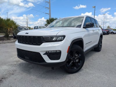 2023 Jeep Grand Cherokee Limited 4x2