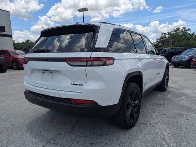 2023 Jeep Grand Cherokee Limited 4x2