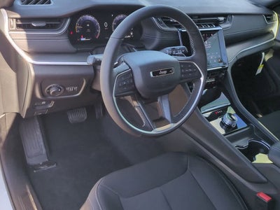 2025 Jeep Grand Cherokee GRAND CHEROKEE LAREDO 4X4