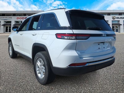 2025 Jeep Grand Cherokee GRAND CHEROKEE LAREDO 4X4