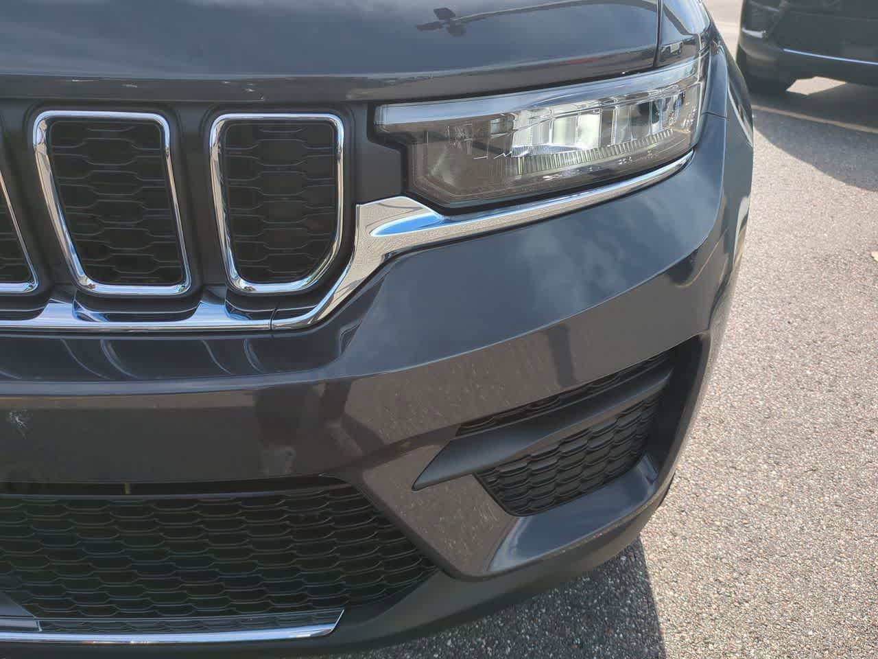 Jeep Grand Cherokee 2026 GRAND CHEROKEE LAREDO X 4X4