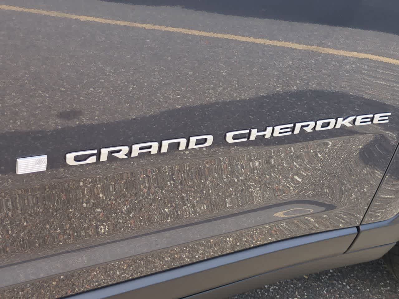 Jeep Grand Cherokee 2026 GRAND CHEROKEE LAREDO X 4X4