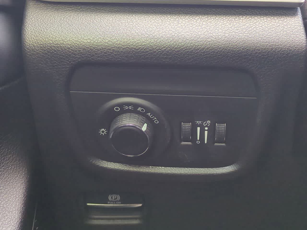 Jeep Grand Cherokee 2026 GRAND CHEROKEE LAREDO X 4X4