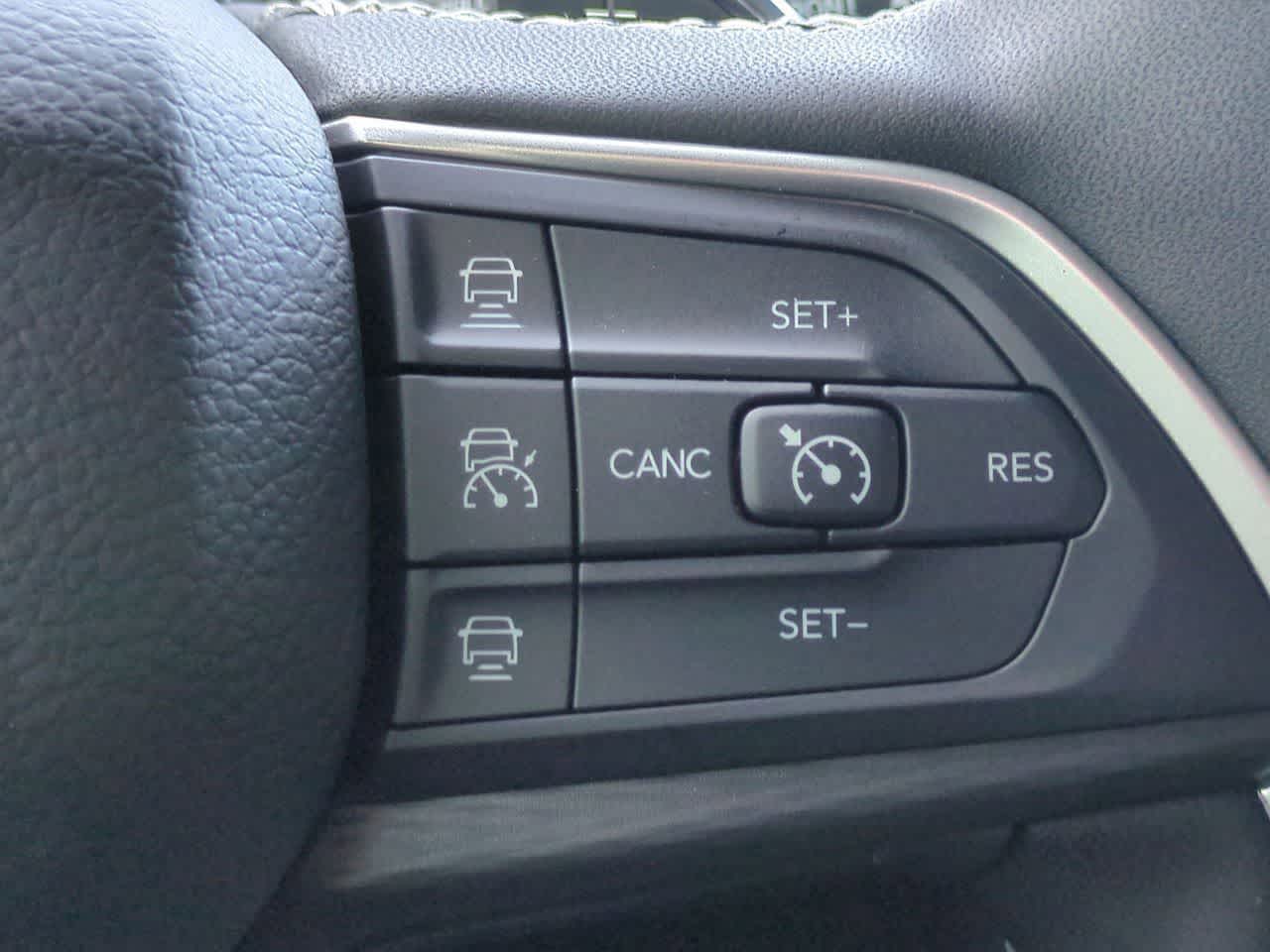 Jeep Grand Cherokee 2026 GRAND CHEROKEE LAREDO X 4X4