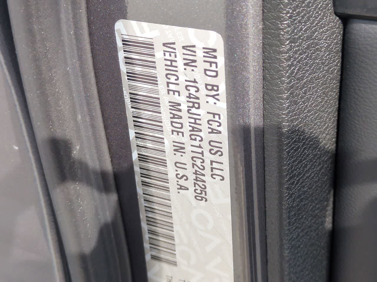Jeep Grand Cherokee 2026 GRAND CHEROKEE LAREDO X 4X4