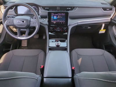 2025 Jeep Grand Cherokee GRAND CHEROKEE LAREDO X 4X4