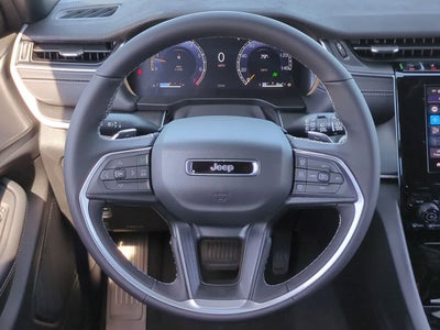 2025 Jeep Grand Cherokee GRAND CHEROKEE LAREDO X 4X4