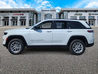 2025 Jeep Grand Cherokee GRAND CHEROKEE LAREDO X 4X4