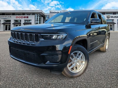2025 Jeep Grand Cherokee GRAND CHEROKEE LAREDO X 4X4