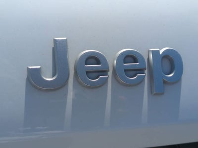 Jeep Grand Cherokee 2026 GRAND CHEROKEE LAREDO X 4X4