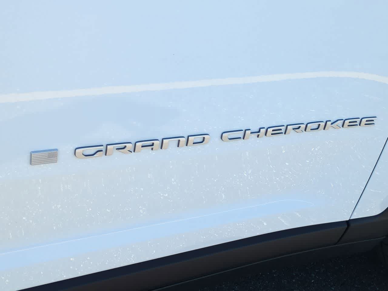 Jeep Grand Cherokee 2026 GRAND CHEROKEE LAREDO X 4X4